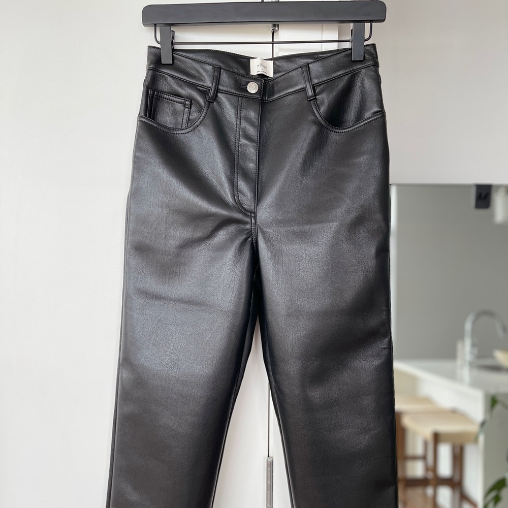 Wilfred Melina Pant